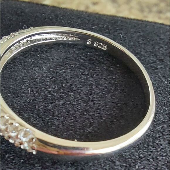 2.2 Carat Ruby Ring 925 Sterling Silver - Picture 10 of 12